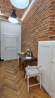 Nabízíme k dlouhodobému pronájmu byt 1+1 o velikosti 31,7 m²