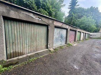 Družstevní právo k užívání garáže. Velmi dobrý stav , nové s