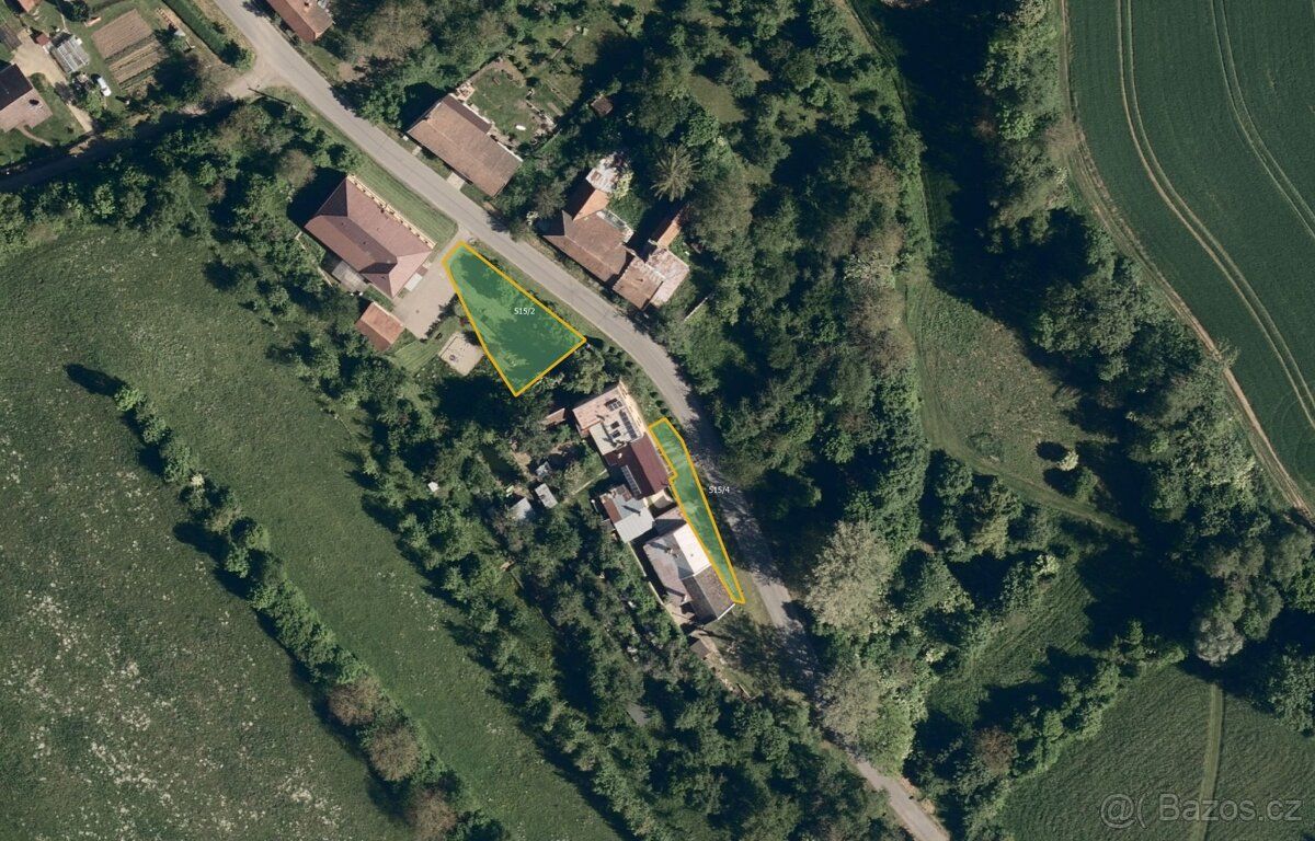 V katastrálních územích Cvrčovice u Zdounek a Zdounky nabízí