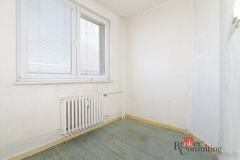 Převod dr. podílu, byty/3+1, 73 m2, Mjr. Nováka 1306/11, 700