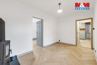 Nabízíme k prodeji rodinný domek po vkusné adaptaci interiér