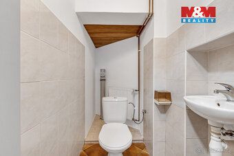 Nabízíme k prodeji rodinný domek po vkusné adaptaci interiér