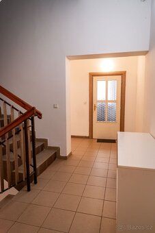 Nabízíme pronájem kanceláře o velikosti 33 m2, rozměry 9,1 x