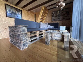 Nabízíme ke koupi moderní rekreační dřevostavbu situovanou v