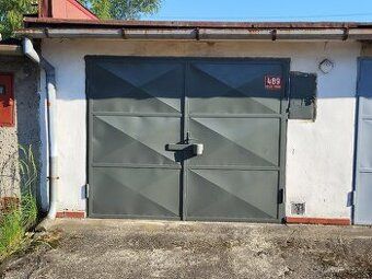 Nabízím k prodeji garáž o výměře 20 m² v klidné a dobře dost