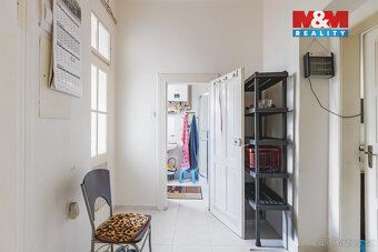 Nabízíme k dlouhodobému pronájmu prostorný byt o dispozici 2