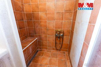 Exkluzivně nabízíme k prodeji samostatně stojící rodinný dům
