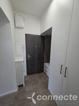 Nabízíme k dlouhodobému pronájmu moderní byt 2+kk o velikost