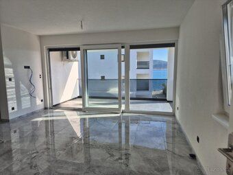 Prodej moderního dvouložnicového apartmánu o rozloze 57 m² v