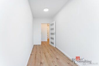 Zcela nově a nadstandardně zrekonstruovaný byt 3+kk ve 12. p