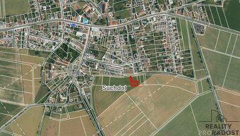 Exkluzivně Vám nabízíme k prodeji slunný rovinatý stavební p