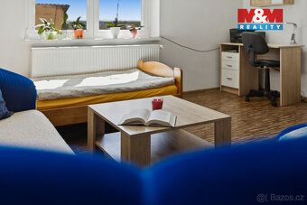 Nabízíme k prodeji prostorný samostatně stojící rodinný dům 
