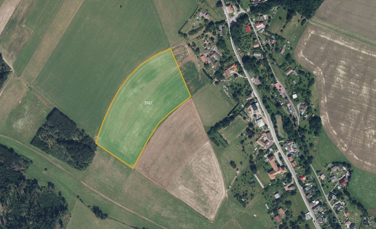 V katastrálním území Dubenec v okrese Trutnov nabízím k prod