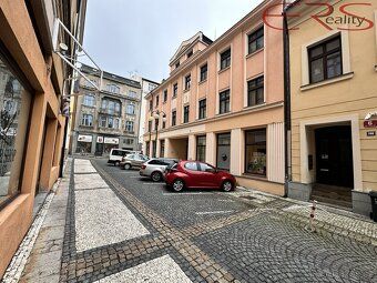 Ev.č. 00702 Hledáte místo, kde budete vidět, ale nechcete sk