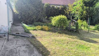 Jsme přímí majitelé a nabízíme k prodeji náš rodinný dům bez
