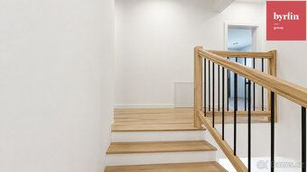 Chcete bydlet do léta ve svém moderním domě? Tady můžete.
Na