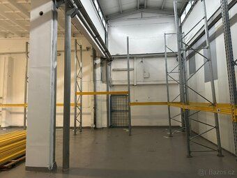 abízíme k pronájmu skladovou plochu o rozloze 1000-2000 m2 v