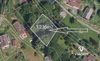 Prodám pozemek se zbytky stavení, v katastru stále vedeno ja