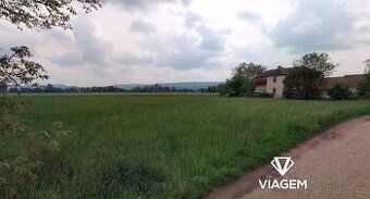 Nabízíme k prodeji dva zemědělské pozemky ve výlučném vlastn