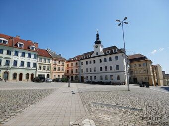Nabízíme k pronájmu byt 1+kk v Hradci Králové v centru města