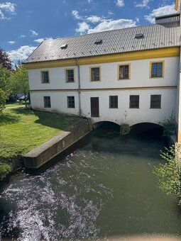 Malá vodní elektrárna. Lokalita Litovel, instalovaný výkon 4