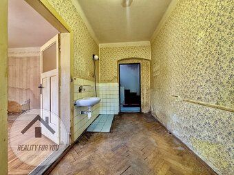 Exkluzivní příležitost koupě rodinného domu s velkým pozemke
