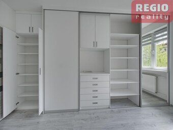 Nabízím k prodeji moderně zrekonstruovaný byt o dispozici 4+