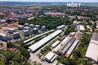 Nabízíme k pronájmu skladové a logistické prostory o celkové