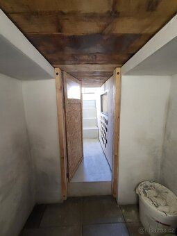Pronajmu dlouhodobe velkou-prodlouzenou garaz 20m2 + montazn