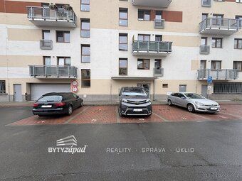 Ev.č. yMKB8749 Nabízíme k pronájmu světlý byt o dispozici 1+
