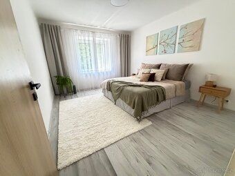 Nabízím k prodeji rodinný dům o dispozici 4+kk o podlahové p