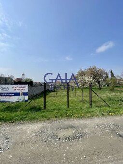 Exkluzivně vám nabízíme k prodeji částečně oplocený pozemek 
