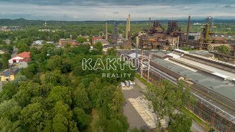 Nabízíme k dlouhodobému pronájmu stavební parcelu lukrativní