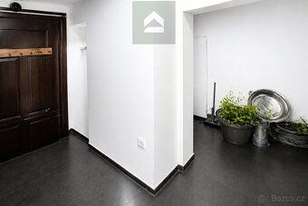 Nabízíme k pronájmu komerční prostory v samotném centru měst