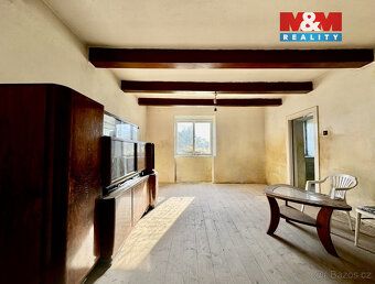 Nabízíme k prodeji zemědělskou usedlost v Butovicích na okra