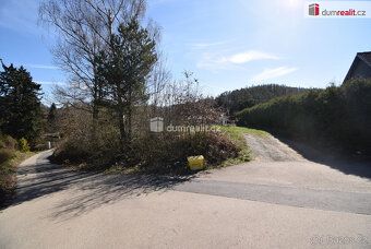 , Prodej stavebního pozemku o ploše 2256m² Nespeky - Pyšely.