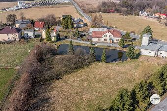 Nabízíme 3 pozemky o výměrách 3069, 1.969 a 2.006 m2 v obci 