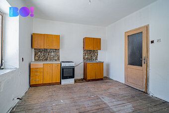 Nemovitost je určená ke kompletní rekonstrukci a představuje
