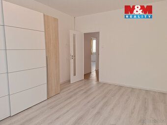 Nabízíme k pronájmu krásný byt 2+1 v klidné části Chomutova.