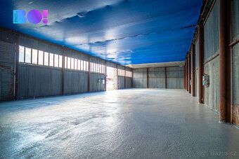Nabízíme k pronájmu skladovou halu o celkové ploše 325 m², k