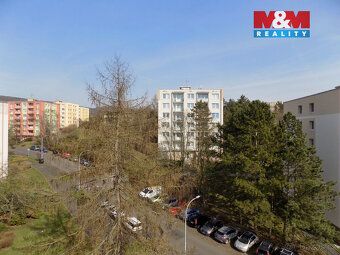 Nabízíme pronájem velmi pěkného bytu 2+1 s lodžií o celkové 