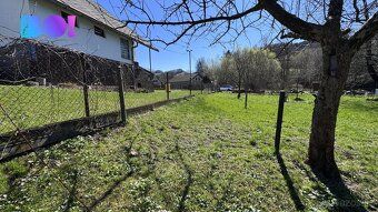 Nabízíme k prodeji stavební pozemek o výměře 321 m² v malebn
