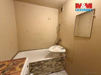 Nabízíme k prodeji družstevní byt o dispozici 3+kk, který př