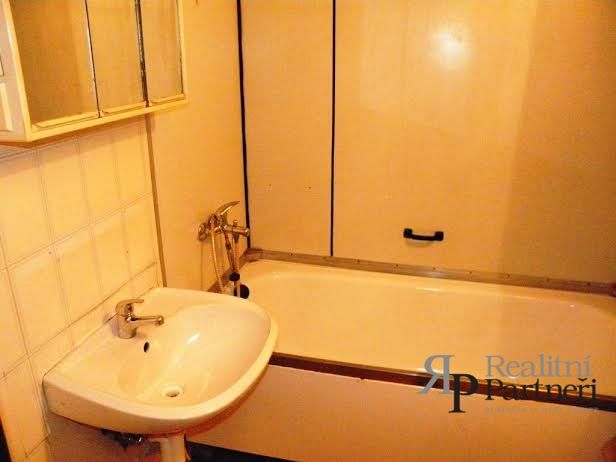 Nabízíme k prodeji byt 2+1 o celkové ploše 51 m², nacházejíc
