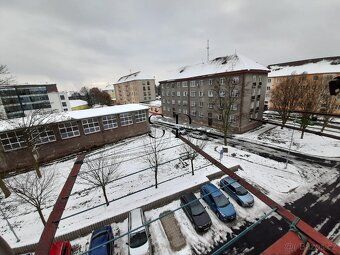 Nabízíme Vám prodej útulného bytu o dispozici 2+1 s balkonem
