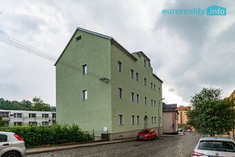 Nabízíme k pronájmu krásný byt o dispozici 3+kk v klidné čás