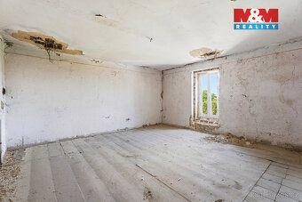 Nabízíme k prodeji rodinný dům před kompletní rekonstrukcí v