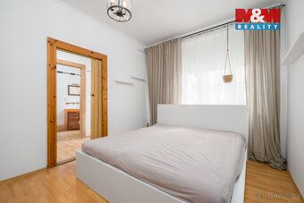 Nabízíme k prodeji atraktivní atypický mezonetový byt 3+1 v 