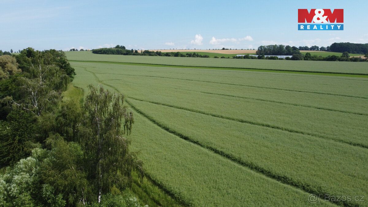 Nabízíme k prodeji soubor 17 pozemků v katastrálním území Ra