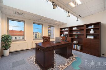 REALDOMUS Vám zprostředkuje pronájem moderní kanceláře v atr